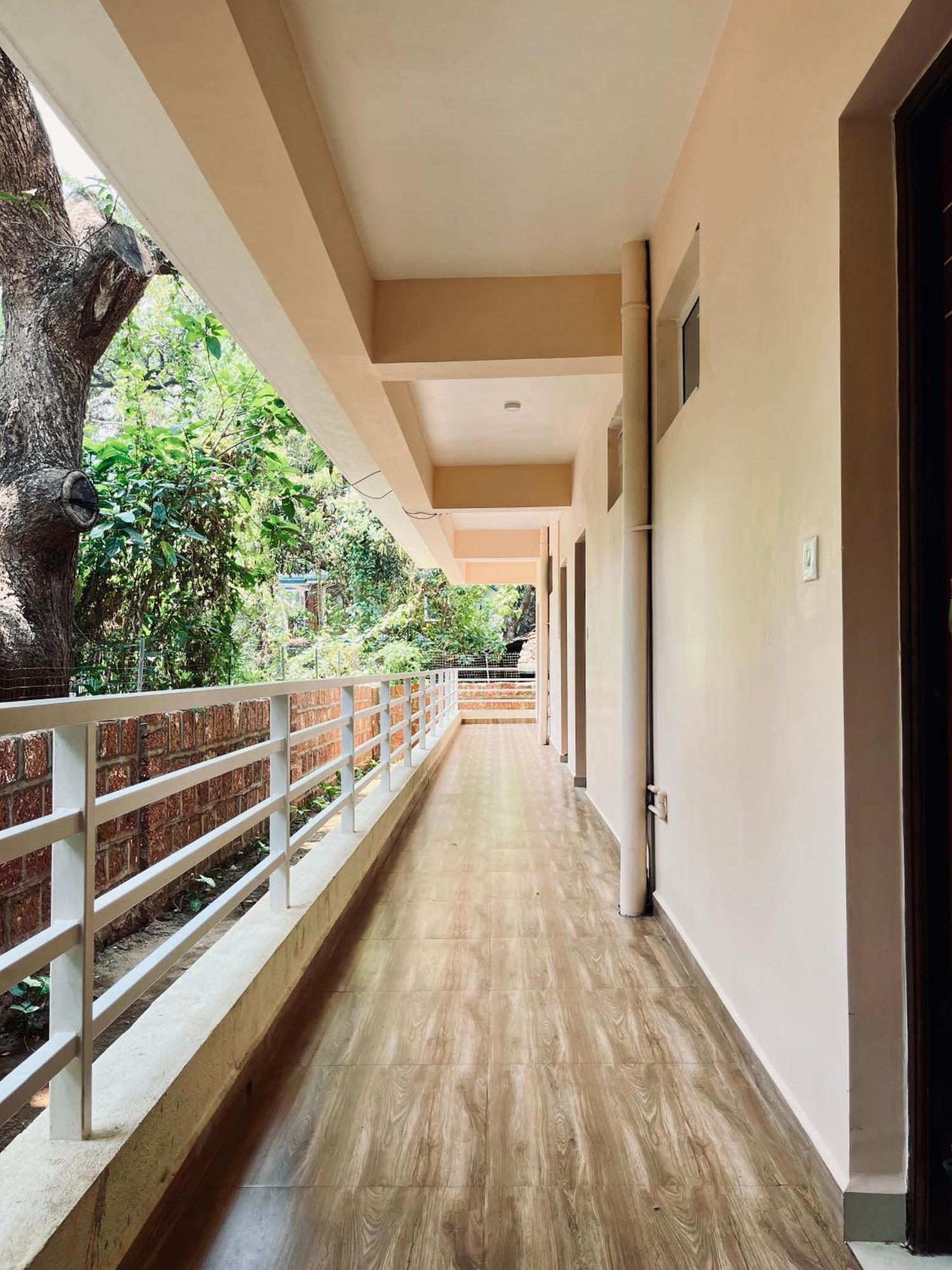 Sterling Garden Hotel By Pas Resorts Morjim Exterior photo